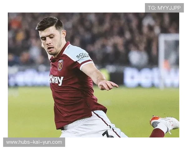 曼联中场组织回温，攻守转换见成效